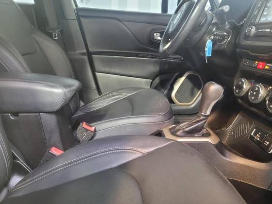 JEEP RENEGADE 1.8 16V FLEX LONGITUDE 4P AUTOMÁTICO